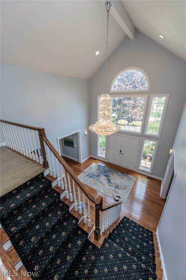 Building Photo - 30 Cableknoll Ln