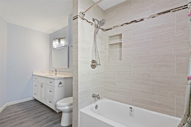 Building Photo - 2530 Wordsworth St