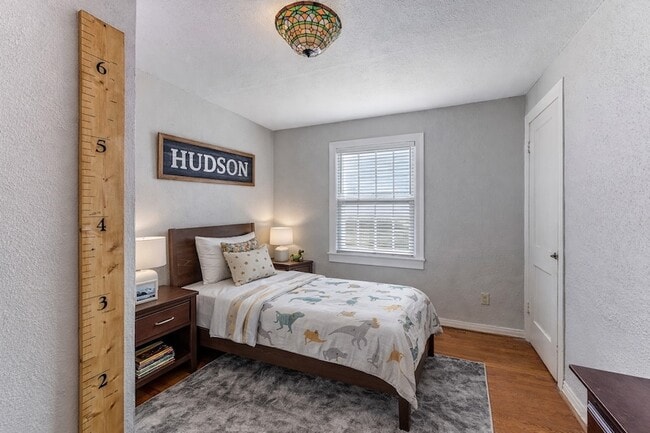 Building Photo - 4527 Capitol Ave