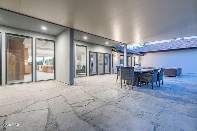 Building Photo - 3095 Palo Verde Cir