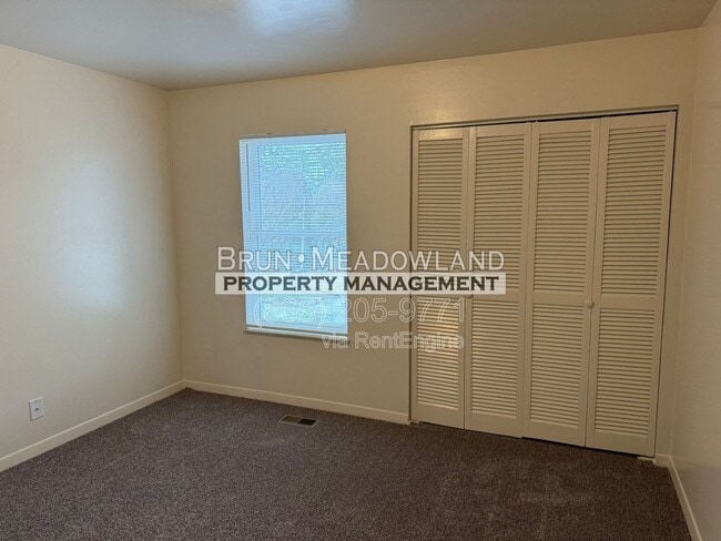 Building Photo - 2023 Belle Terra Rd