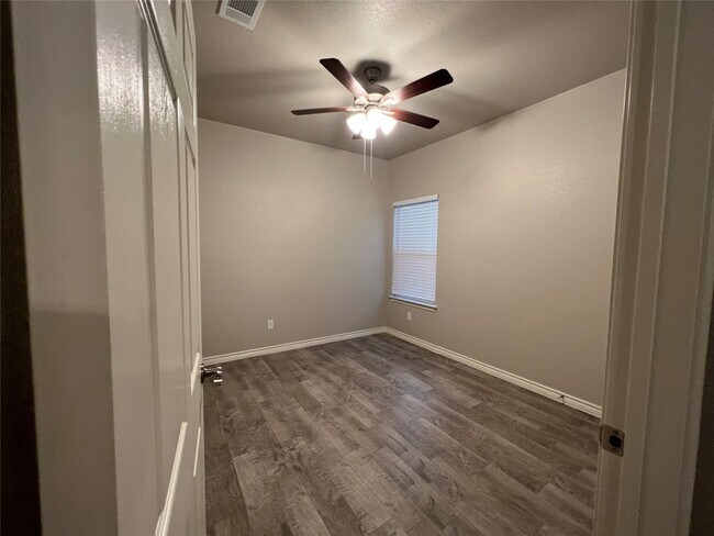 Building Photo - 629 Cr 306