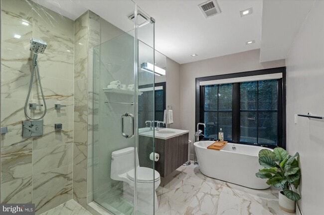 Building Photo - 1429 W Street NW Unit 1