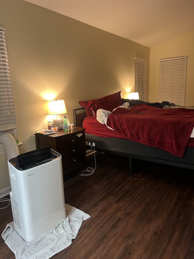 Building Photo - 6610 Cottontail Ct