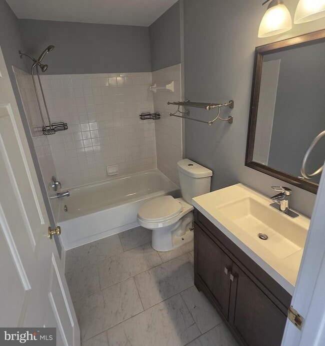 Building Photo - 12977 Abner Ave