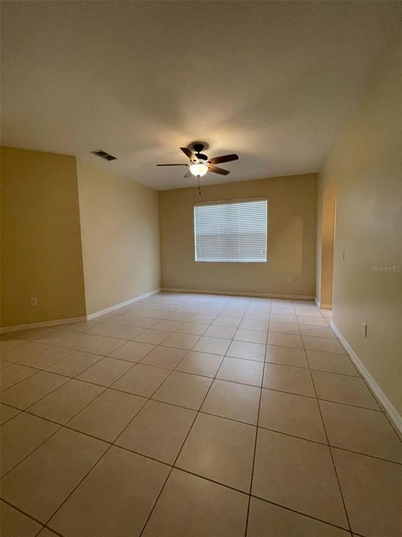 Building Photo - 8641 Bradleys Landing St