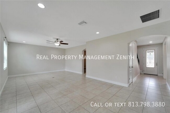 Building Photo - 12149 Creek Preserve Dr