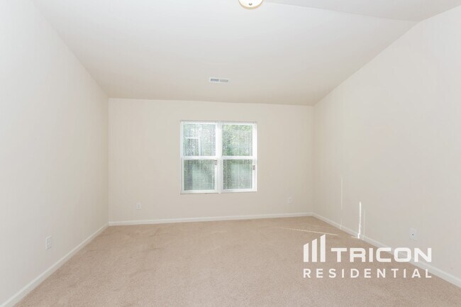 Building Photo - 322 Olde North Church Dr