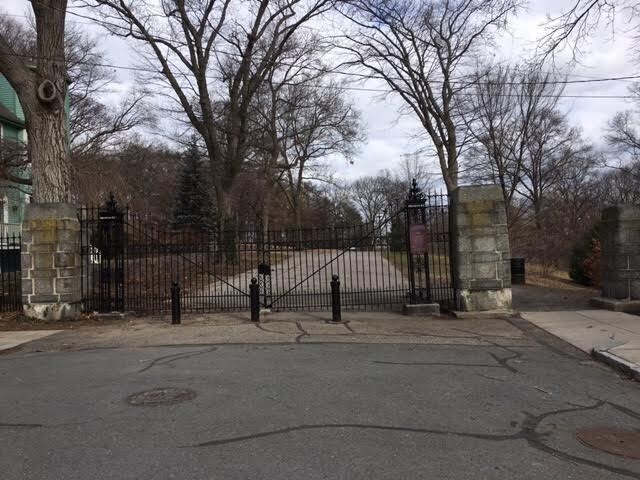 Building Photo - 55 S Fairview St