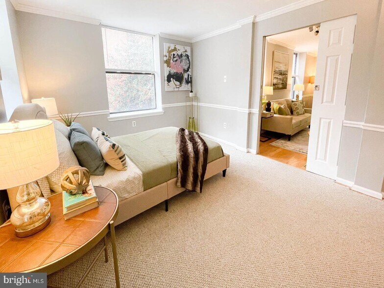 Building Photo - 1436 Meridian Pl NW