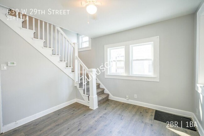 Building Photo - 539 W 29th St
