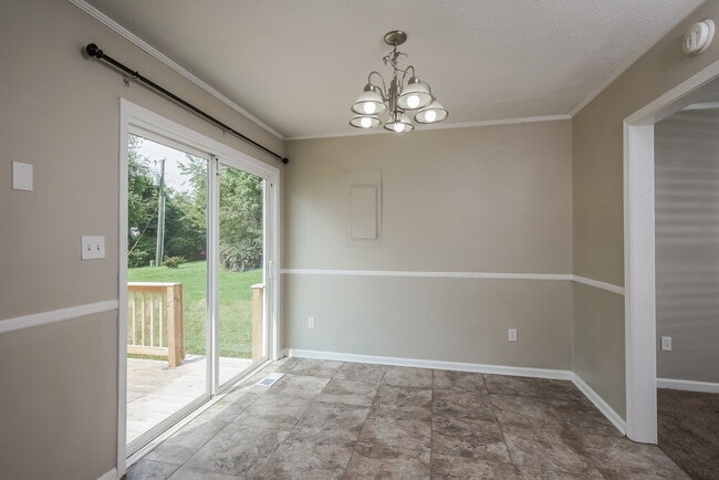 Building Photo - 127 Agin Way