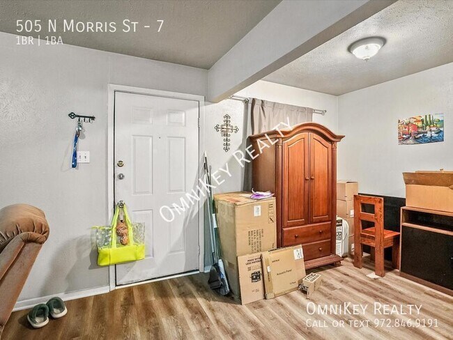 Building Photo - 505 N Morris St