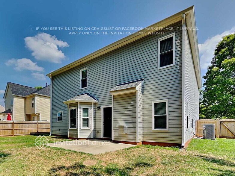 Building Photo - 2308 Kingstree Dr
