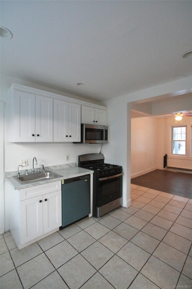 Building Photo - 51 Estrada Rd