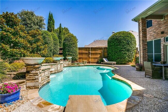 Building Photo - 3401 Chadwick Dr