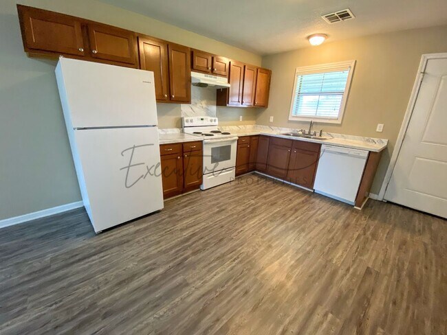 Building Photo - 204 S. Welty Avenue