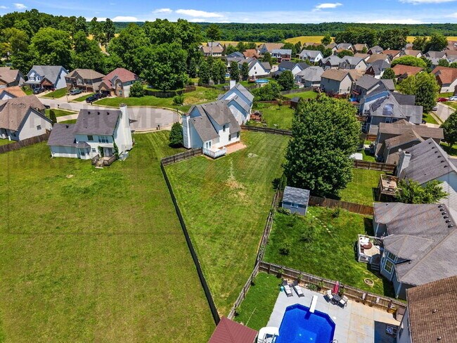 Building Photo - 1336 Southwood Ct