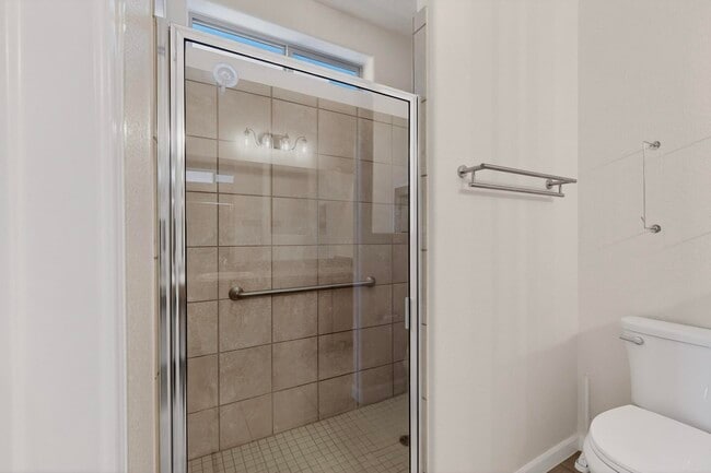 Building Photo - 4 Avenida Vista Esquisita