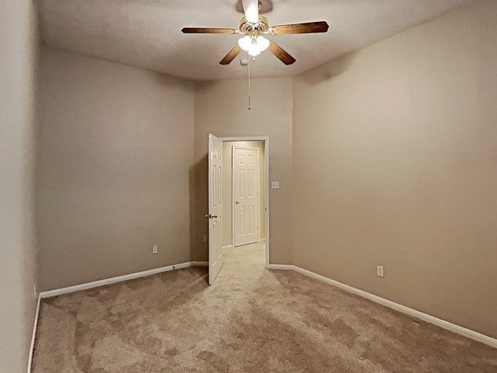 Building Photo - 17127 Valley Palms Dr