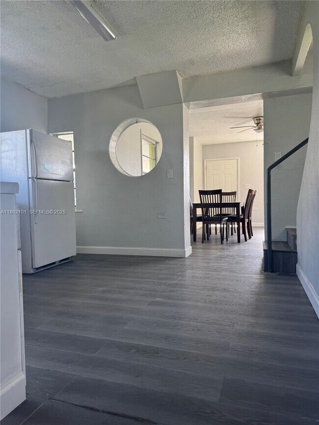 Building Photo - 7802 NW 8th Ave