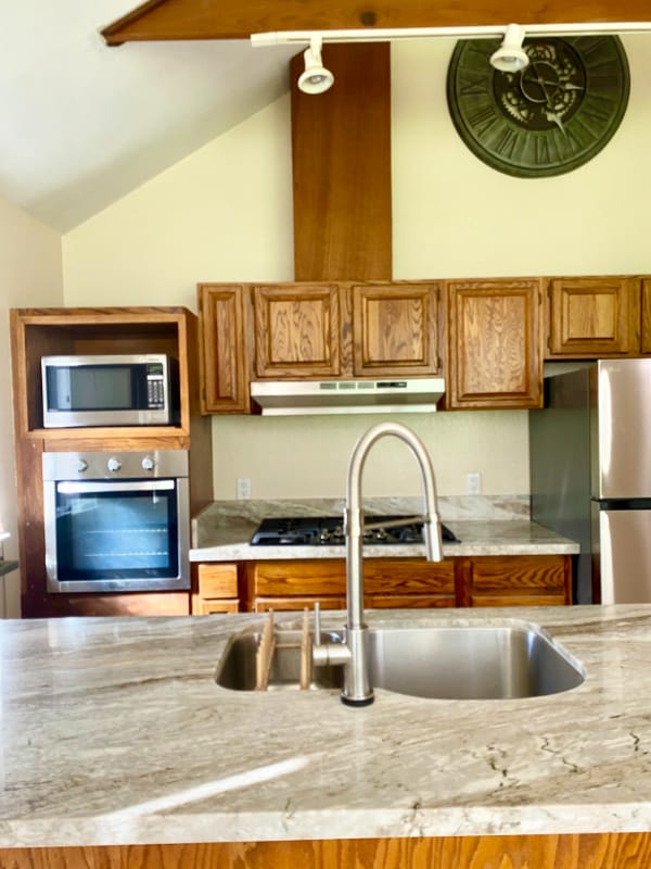 Building Photo - 477 E Sacramento Ave