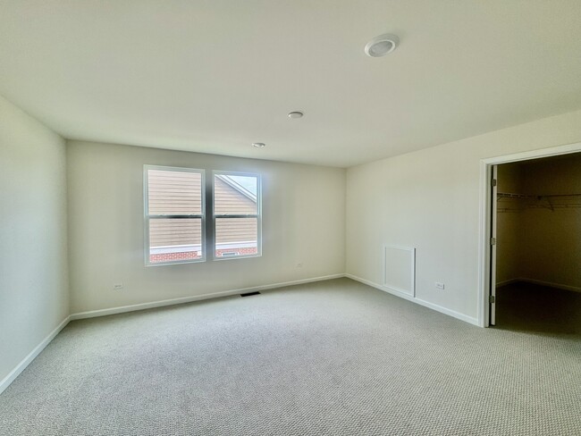 Building Photo - 13412 Belfast Way