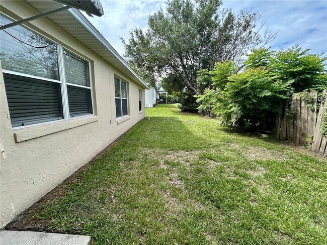 Building Photo - 63 Ivy Ln