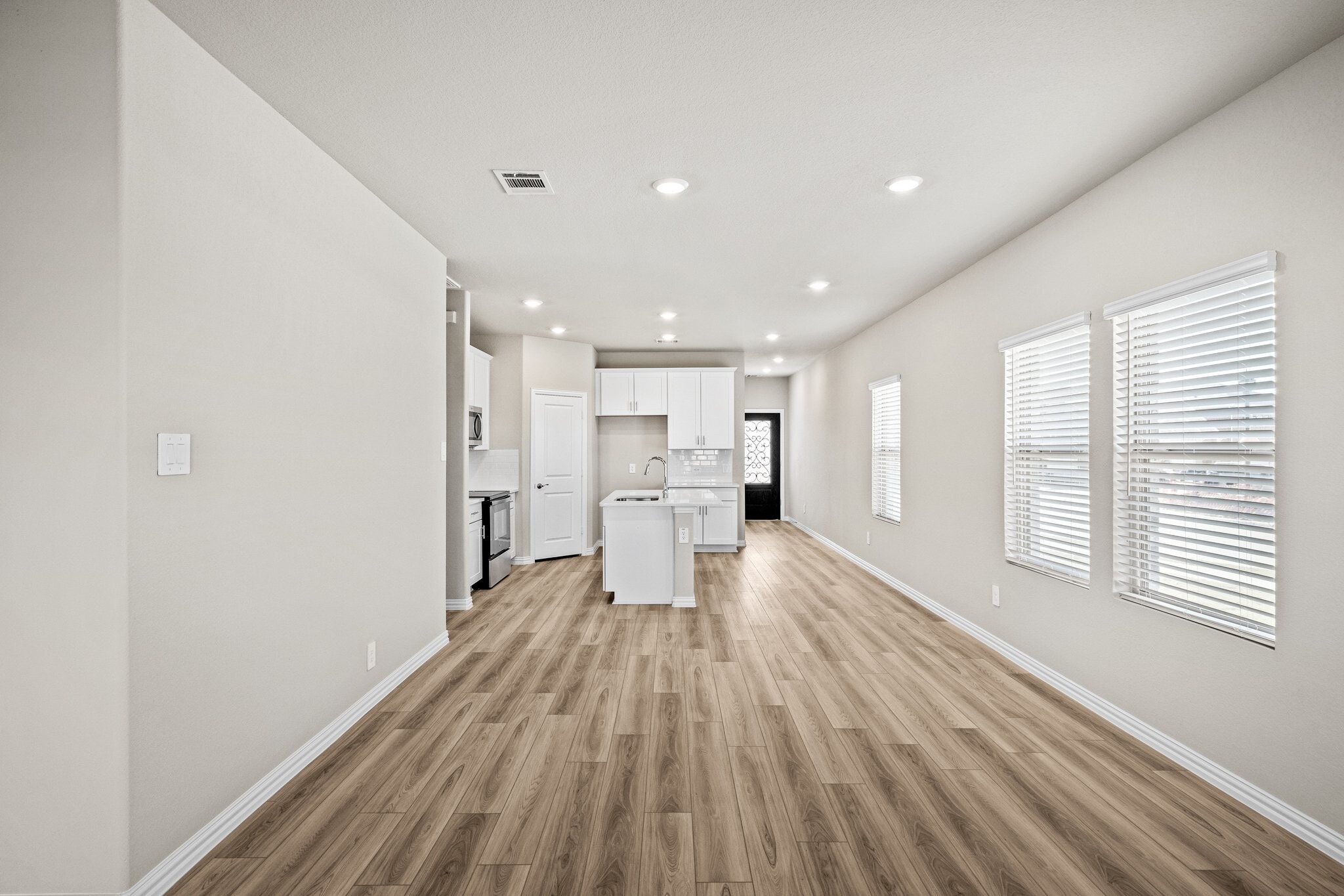 Building Photo - 3300 Sedge Grass Dr