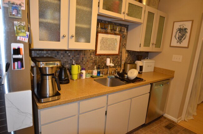 Building Photo - Ranch with bonus upstairs Fearrington Dream Home!
