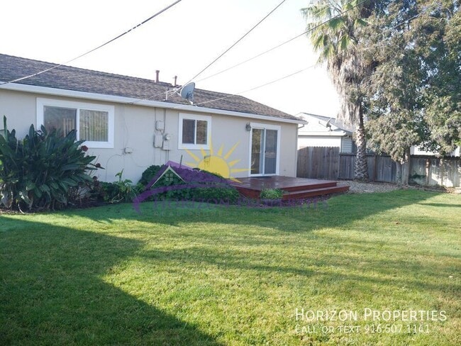 Building Photo - 3157 Bakula Way