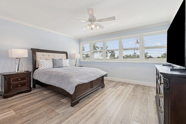 Building Photo - 2000 S Ocean Dr