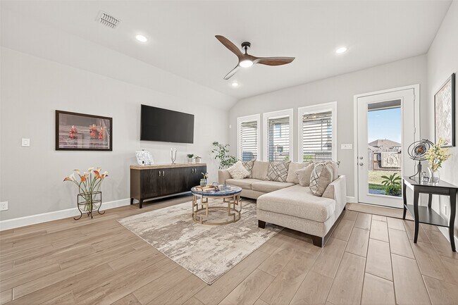 Building Photo - 8922 Flounder Rdg Dr