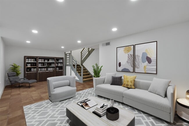 Primary Photo - 10203 Beekman Pl Dr