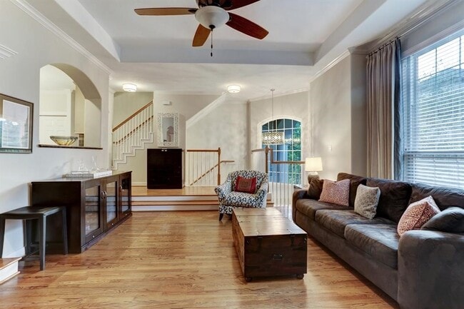 Building Photo - 248 Westcott St