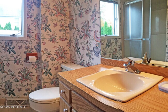 Building Photo - 416 Salem Ave