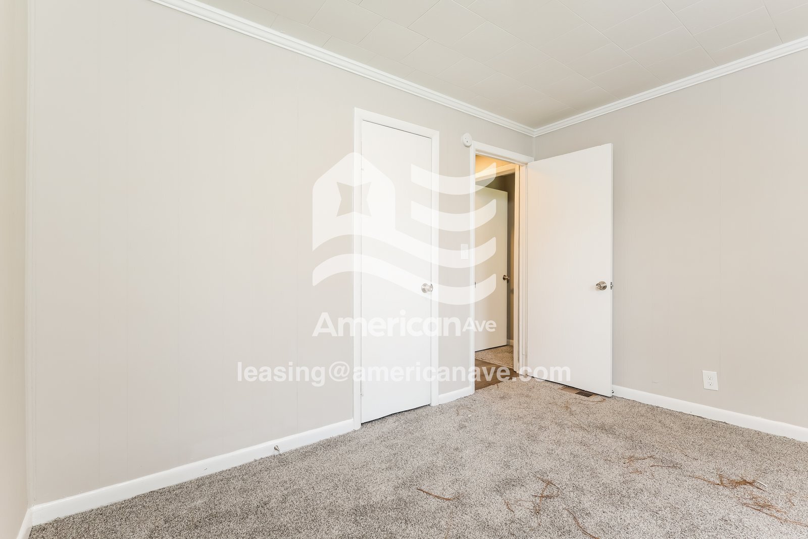 Building Photo - 3020 16th Ave SW