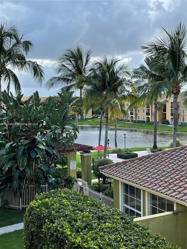 Building Photo - 2351 W Preserve Way