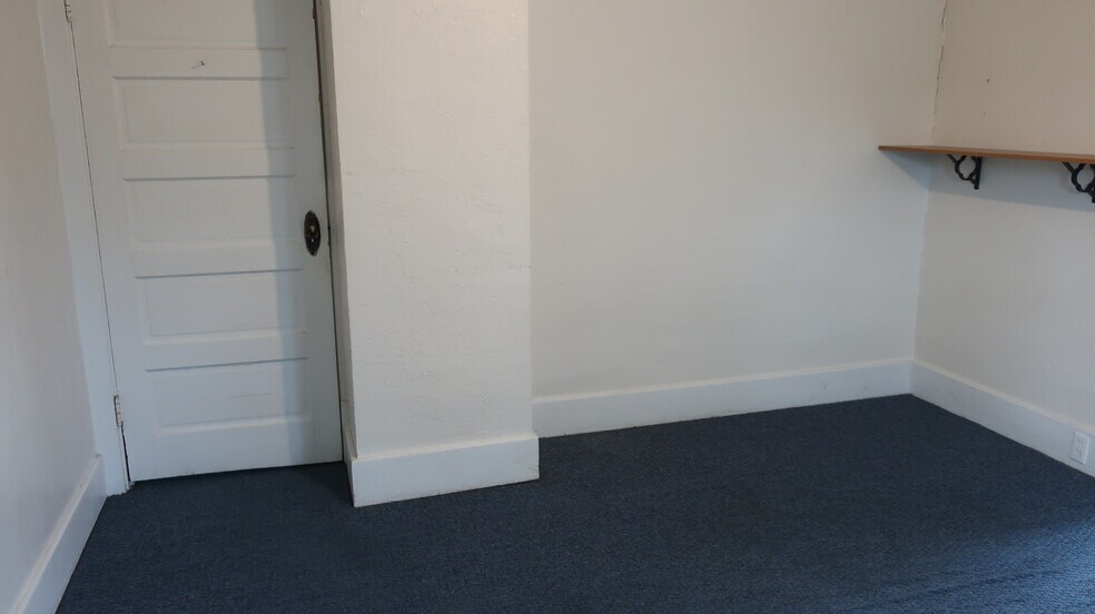 Building Photo - 500 Cascade St