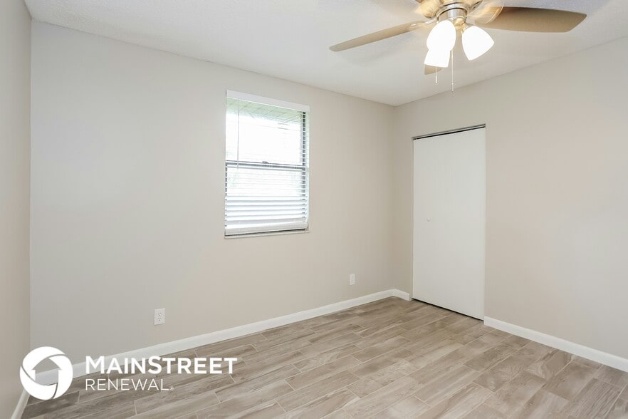 Building Photo - 6775 Rivercrest Dr