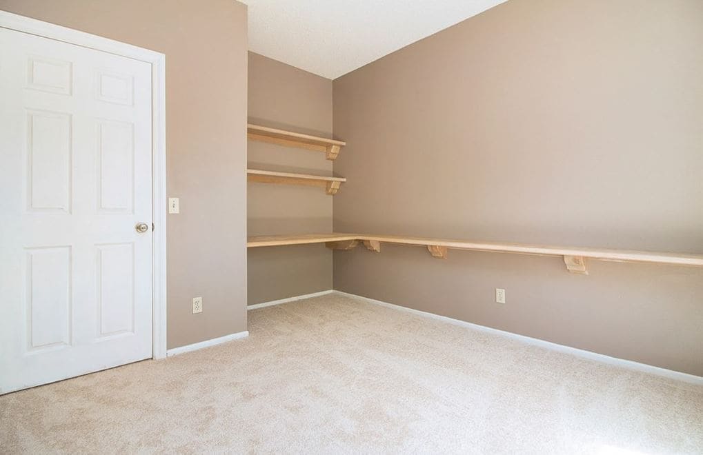 Building Photo - 28952 Canyon Lake Dr