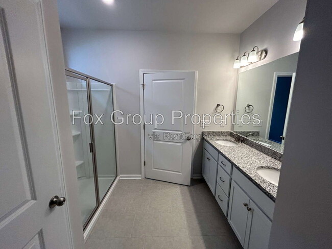 Building Photo - 8236 McCormick St