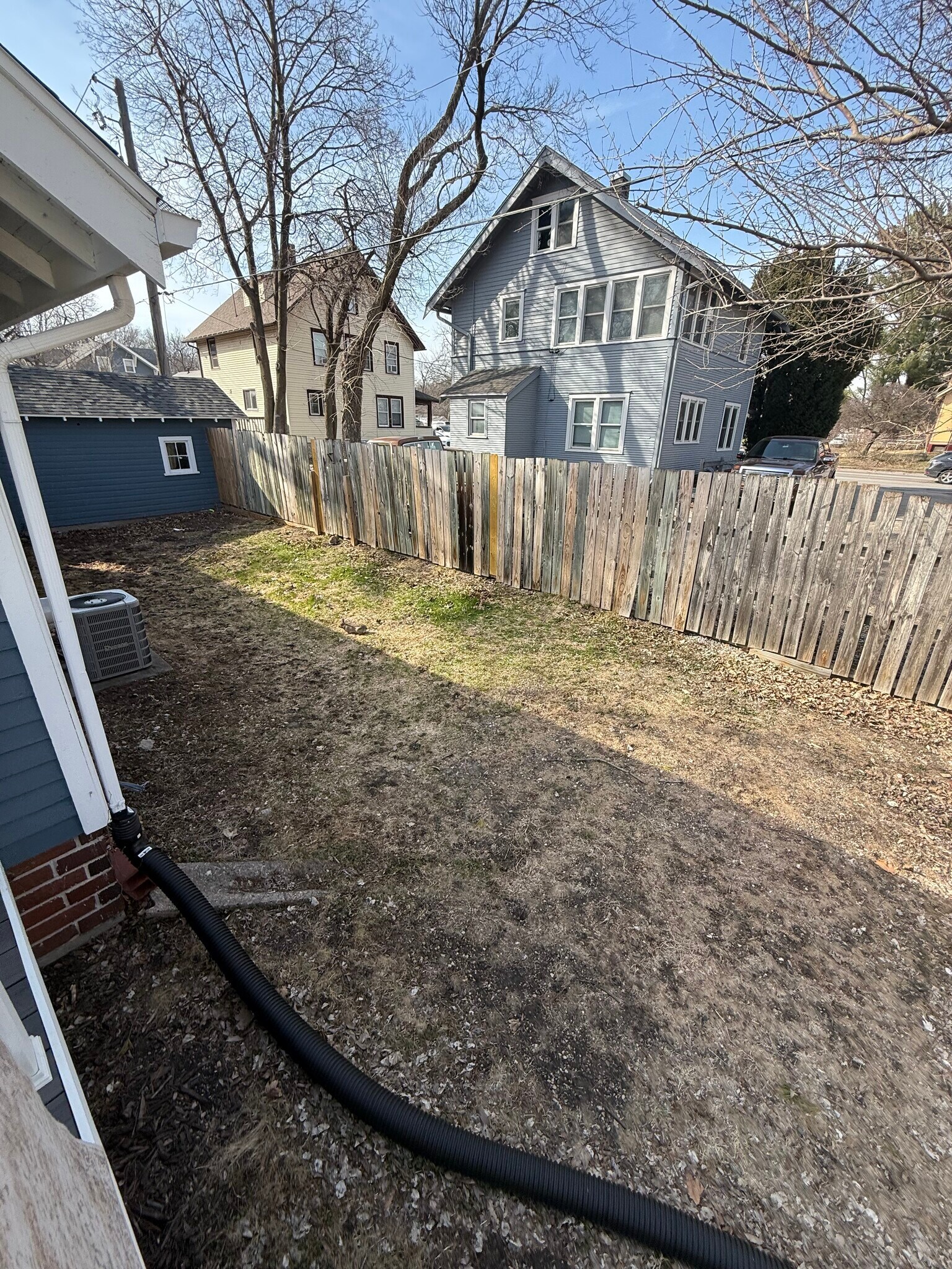 Fenced in back yard - 2827 Wood St