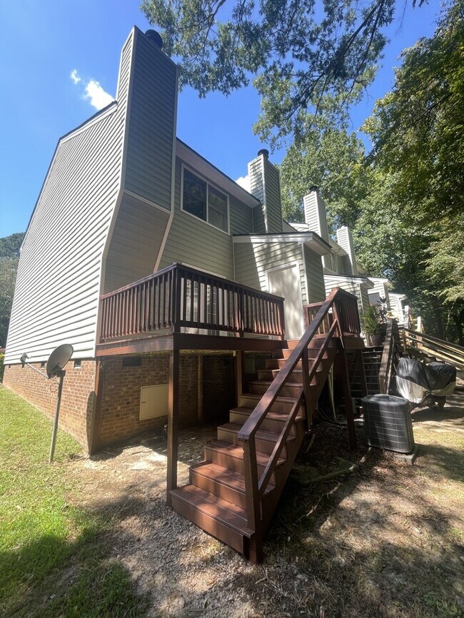 Building Photo - 6140 Loch Laural Ln