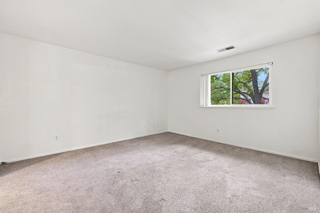 Building Photo - 184 Agua Caliente Rd W
