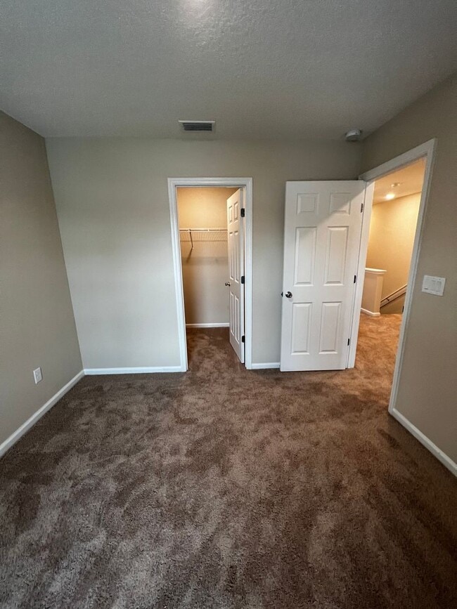 Building Photo - Brand New 3/2.5 Townhome!