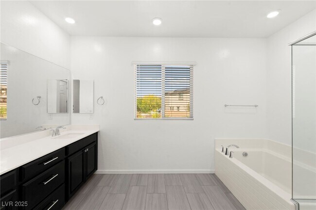 Building Photo - 767 Tallgrass St