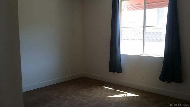 Building Photo - 1660 Fairlead Ave