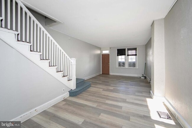 Building Photo - 1078 Morton St