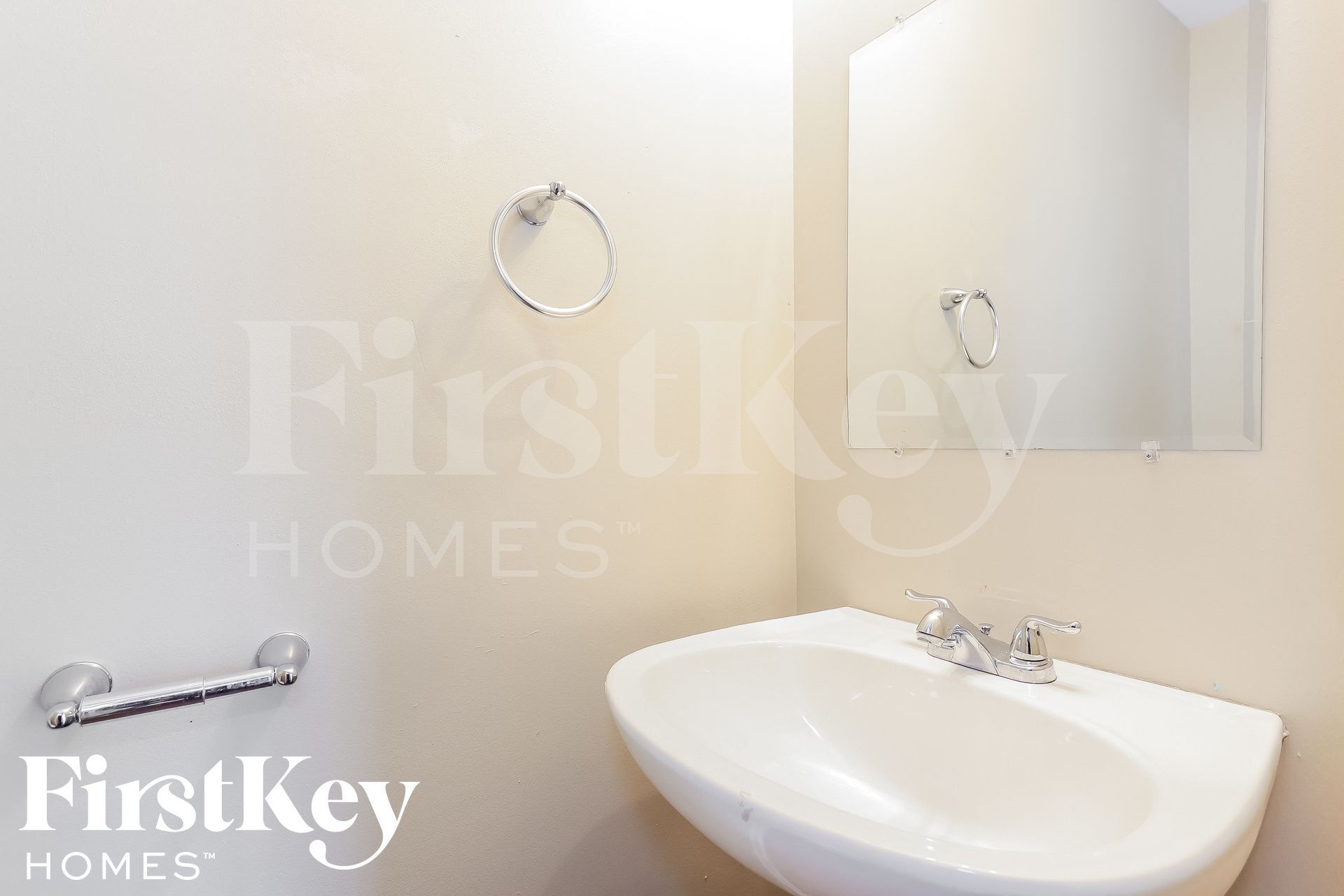 Building Photo - 1657 Park Vista Ln